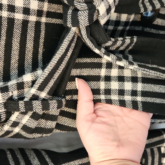 Express Wool Coat - Picture 7 of 9